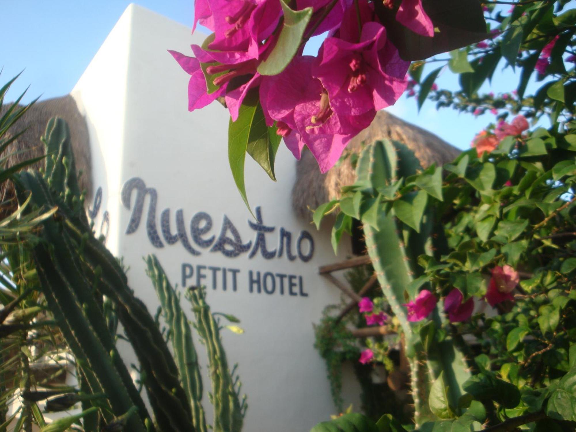 Lo Nuestro Petit Hotel Tulum Ngoại thất bức ảnh